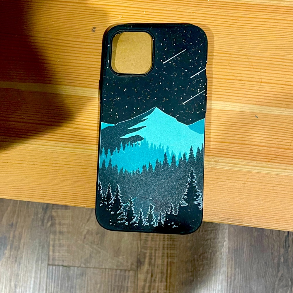 Pela Case - NEW with tags